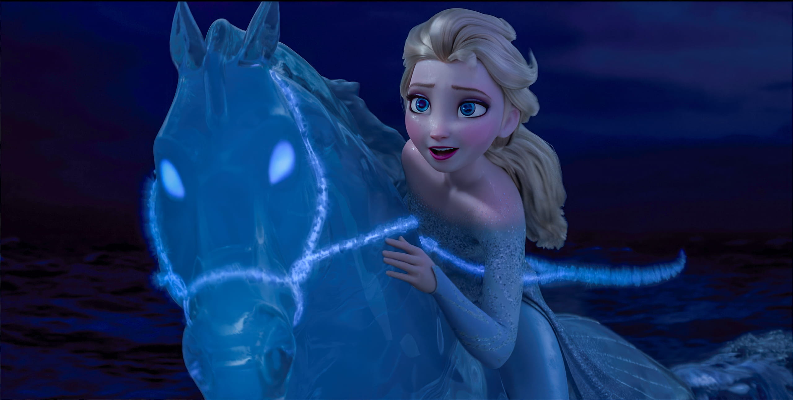 노크를 타고 아토할란으로 향하는 엘사